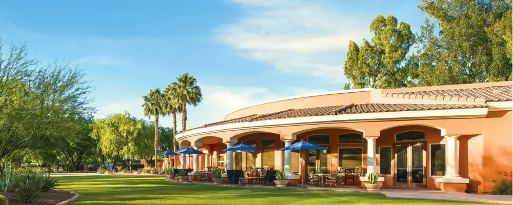 Clubhouse patio and lawn at Starfire Golf Club in Scottsdale Arizona